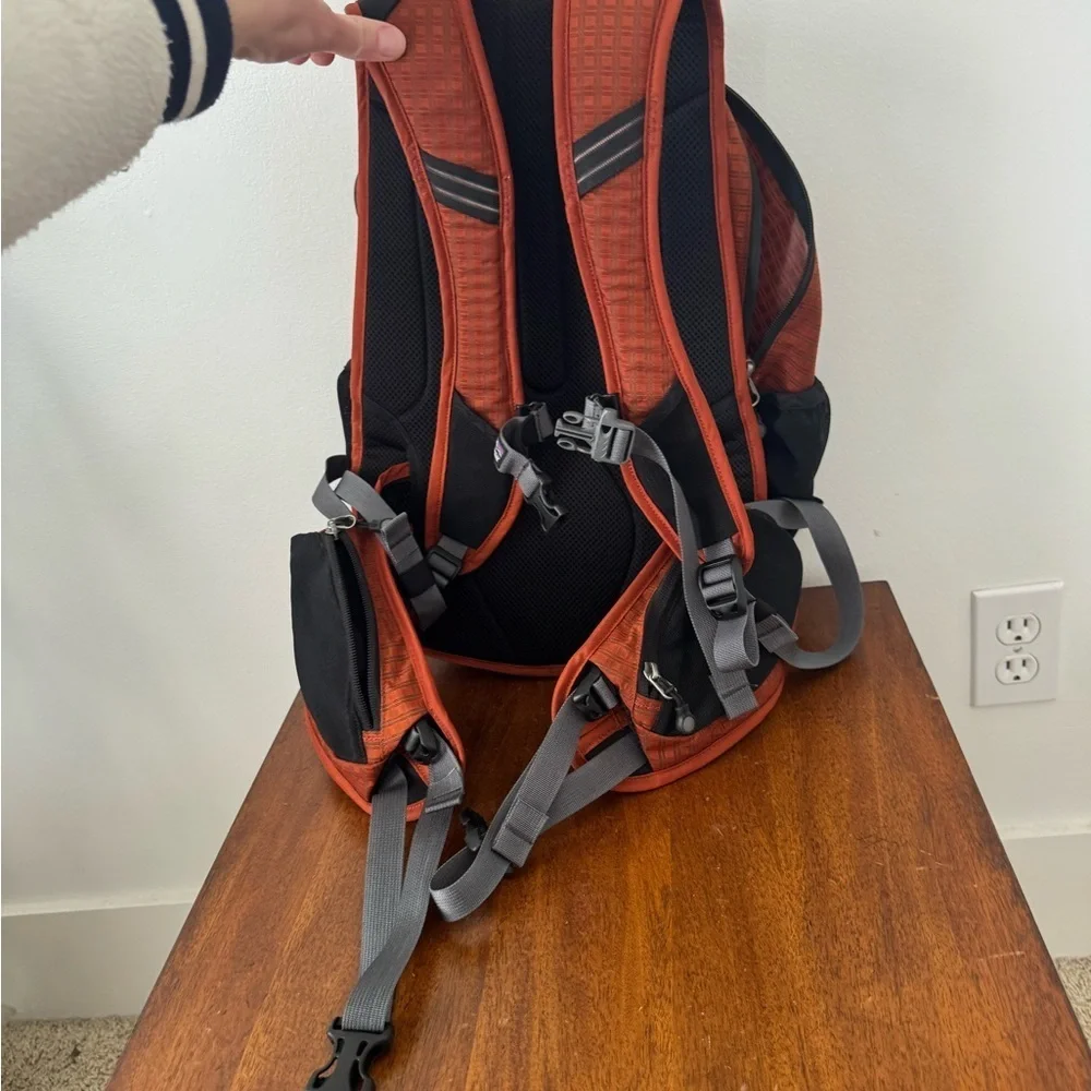 Patagonia Catalyst Backpack Pack Orange Ripstop Grid Bag Hiking